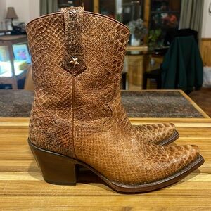 Idyllwind women’s cowboy boots